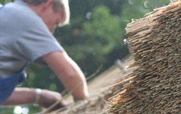 professional Cwm Twrch Isaf thatchers